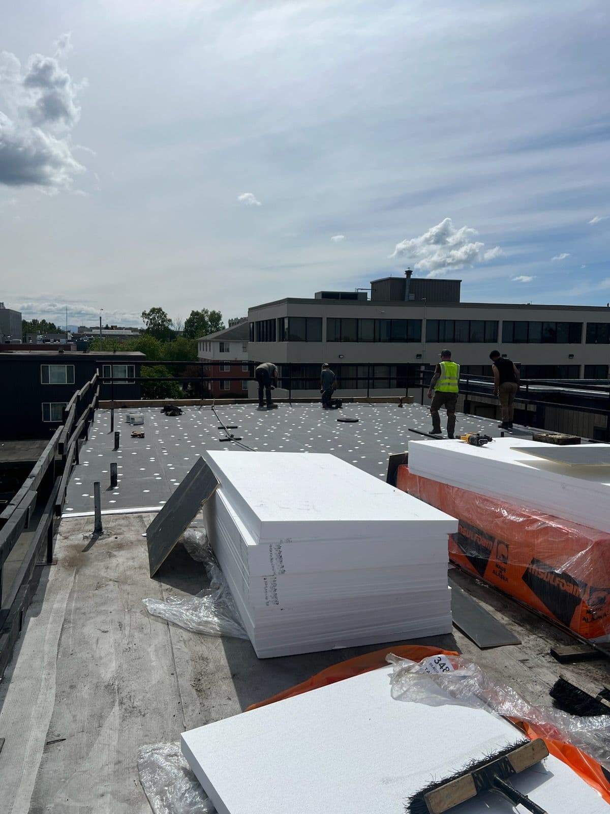 Enhancing Roof Insulation in Urban Settings image