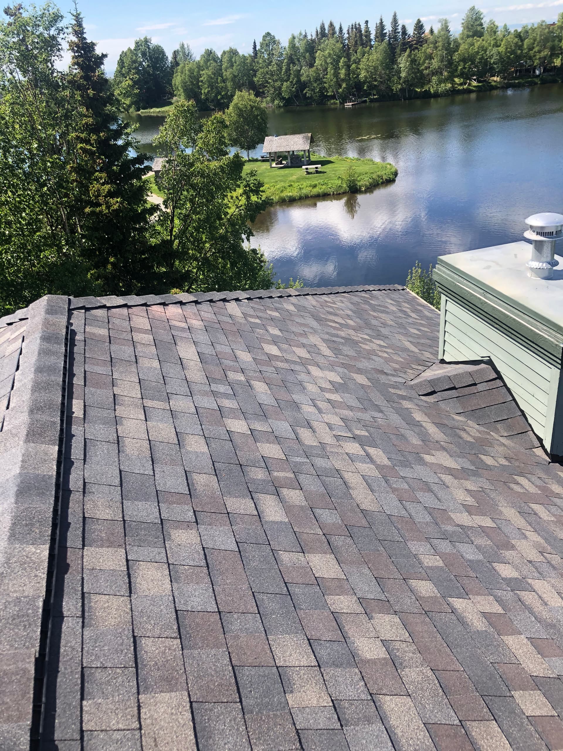 Lakeside Home Roofing Done Right image
